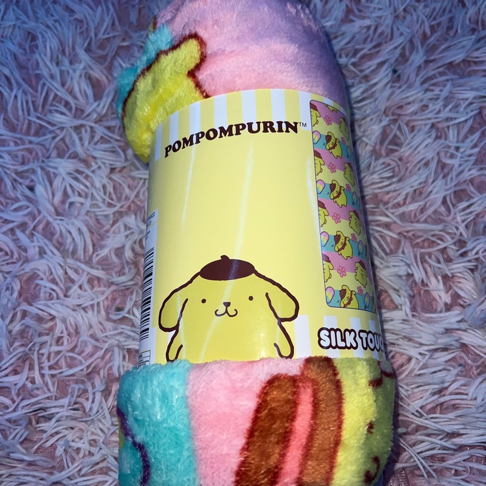 PomPomPurin Throw